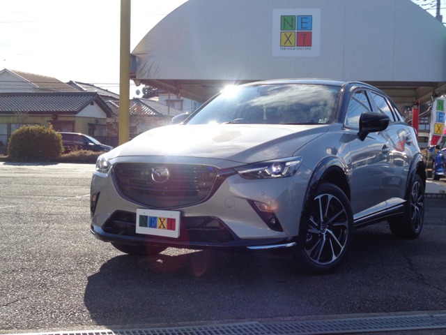 マツダ CX-3　1.5 15Sビビッド モノトーン