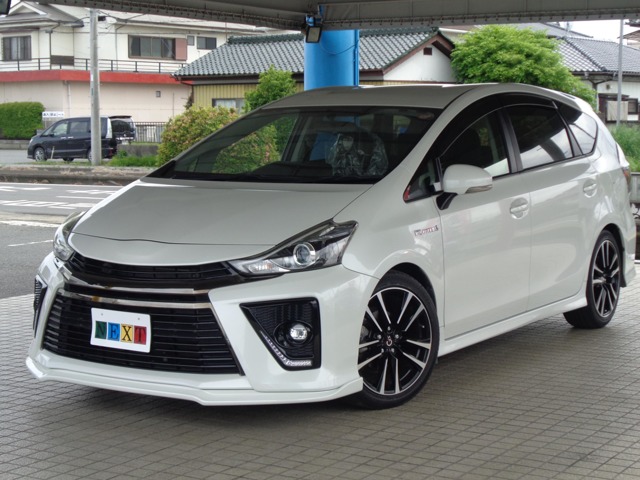 トヨタ プリウスα1.8 S ツーリングセレクション G’s　