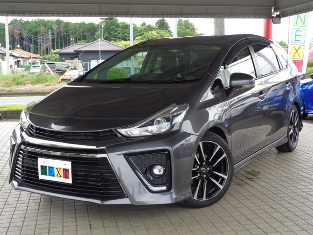 トヨタ　プリウスα　1.8SツーリングセレクションG’s　　