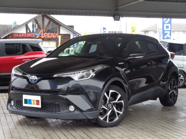 トヨタ　C-HR1.8 G