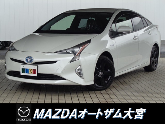 トヨタ　プリウス 1.8 Sツーリングセレクション