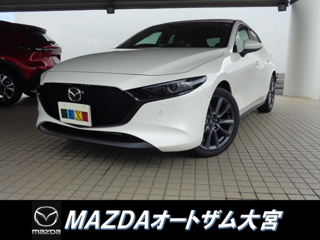マツダ　MAZDA3ファストバック1.5 15S LeatherTouringSelection